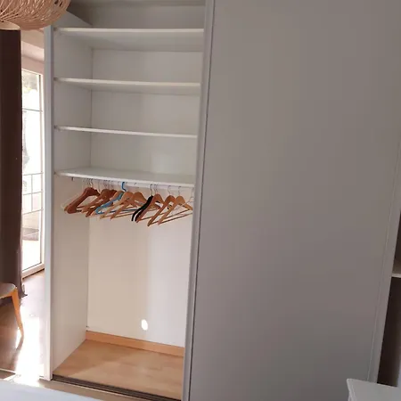 Centre Avec Parking Et Jardin *