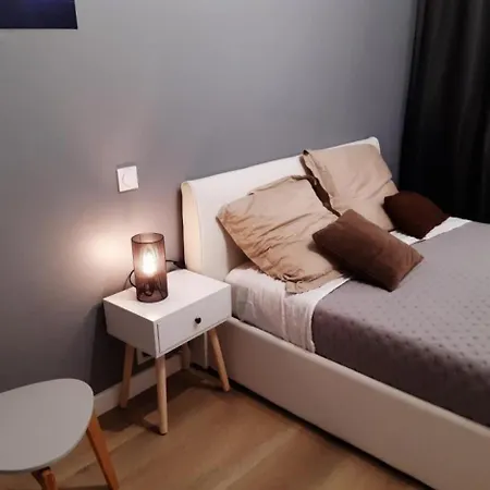 Centre Avec Parking Et Jardin Apartamento *